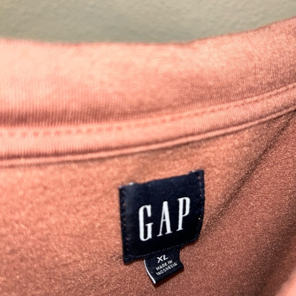 Gap Sweatshirt and Sweat Short Set - Picture 4 of 7